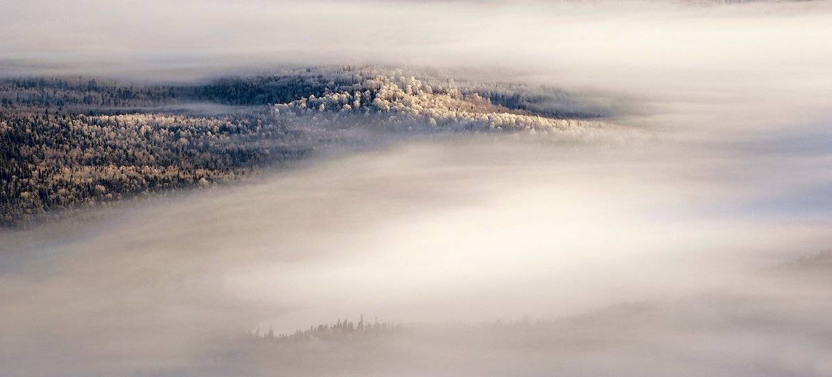 дали, облака, холмы, кедры, пихты, иней, снег, зима, сибирь, шерегеш, горная шория, Валерий Пешков