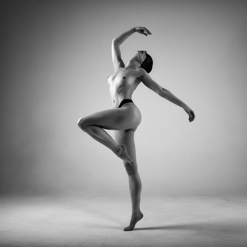 Ню, чб  фото превью