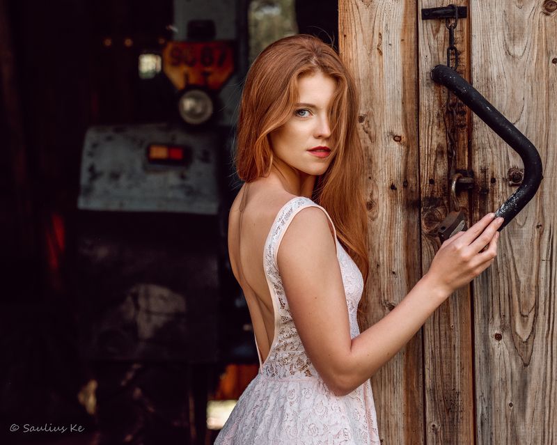 Farm girl фото превью