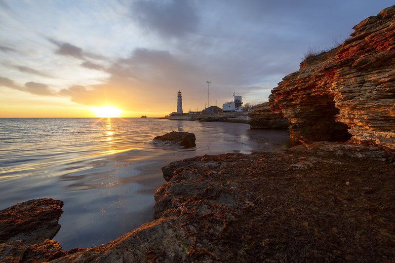 мыс, крым, закат, вечер, тарханкут, берег, маяк, море, солнце, камни, пейзаж, небо, Вечерний Тарханкут. фото превью