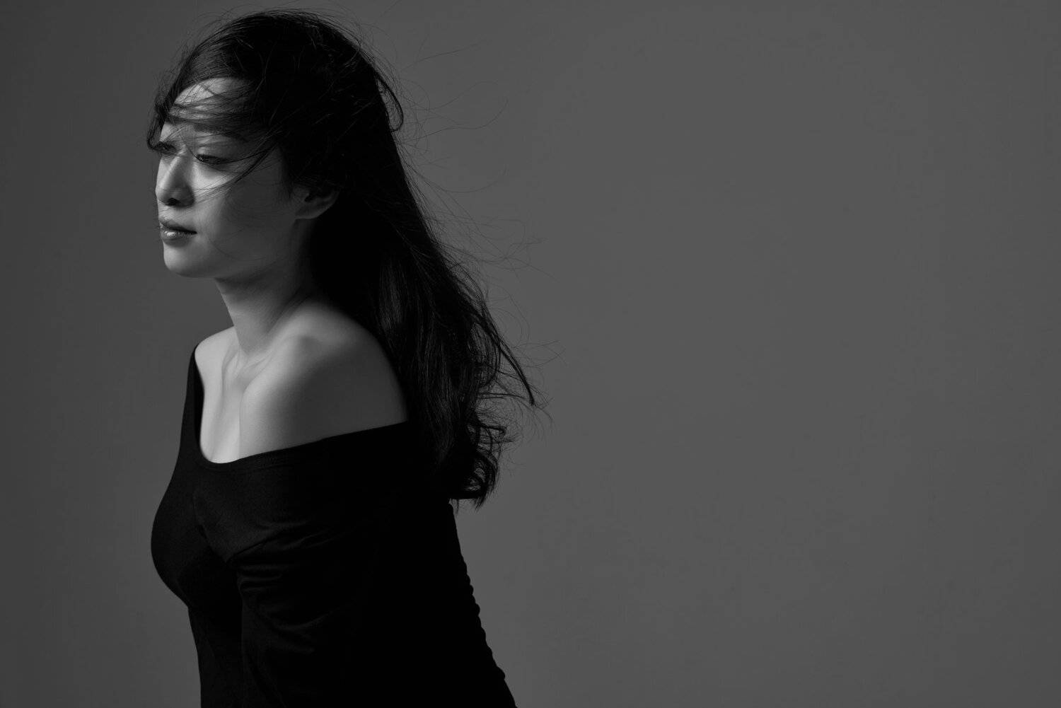 black & white , 李怡