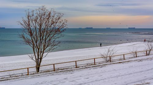 Зимний пляж