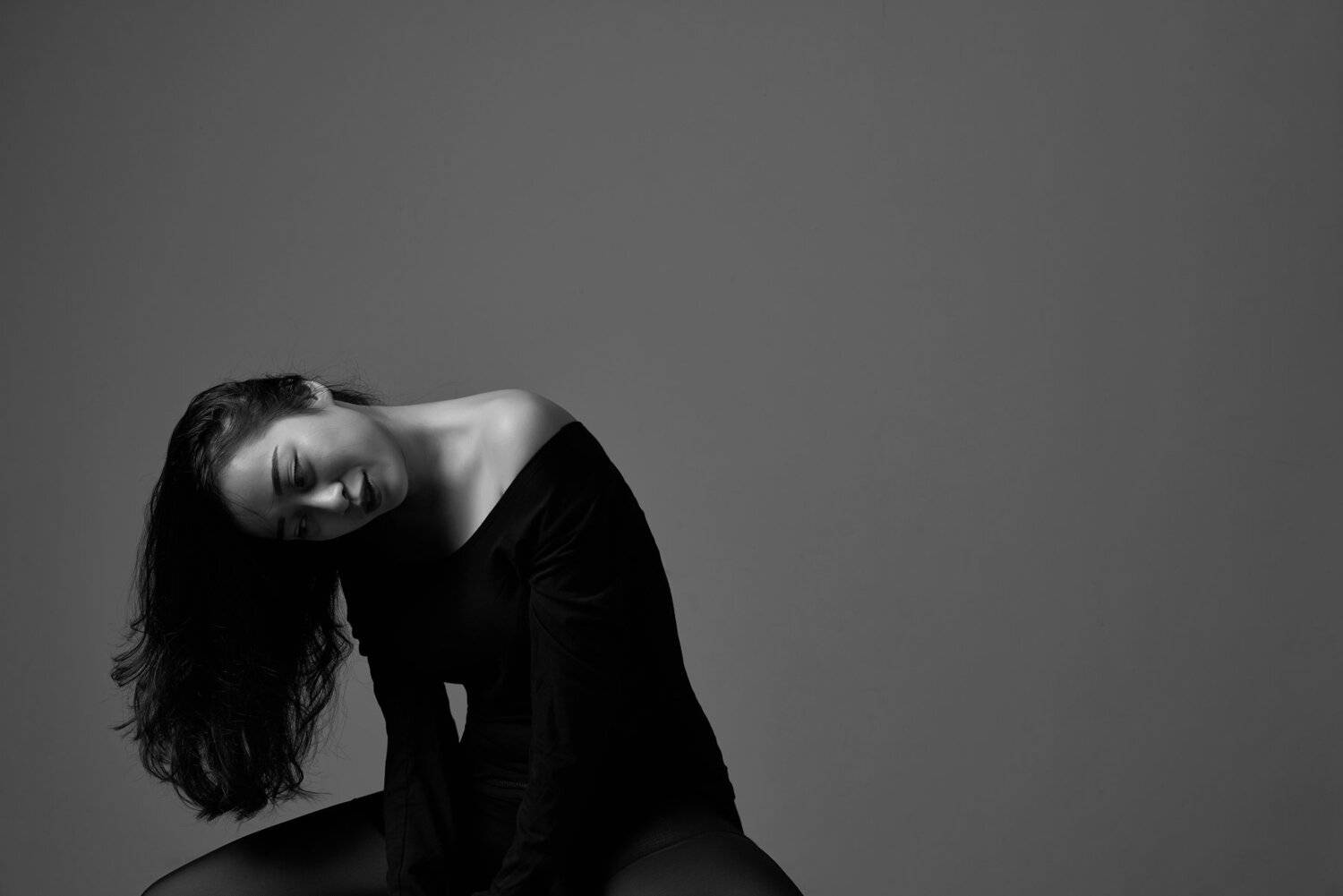 black & white , 李怡
