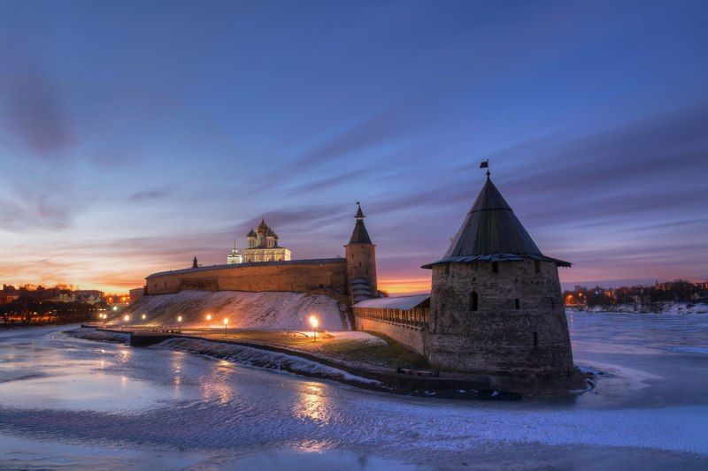 Псков, Пскова, Великая, река, реки, кром, кремль, история, крепость, утро, восход, небо Утро декабря фото превью