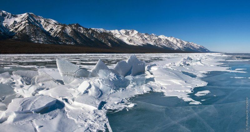 Байкал, лёд, горы, зима, Байкальский хребет, Заворотный, торосы Немного про байкальский лёд фото превью