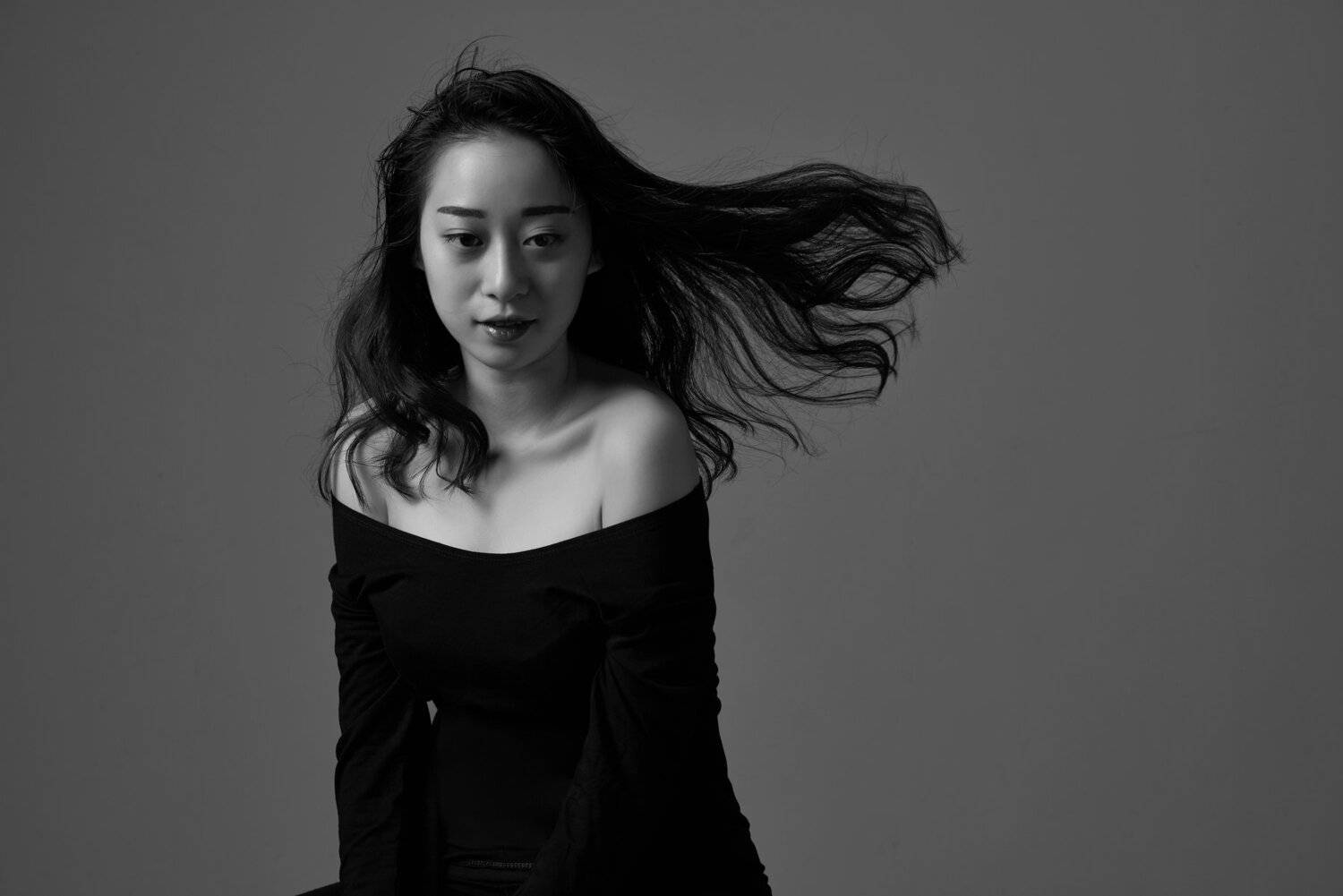 black & white , 李怡