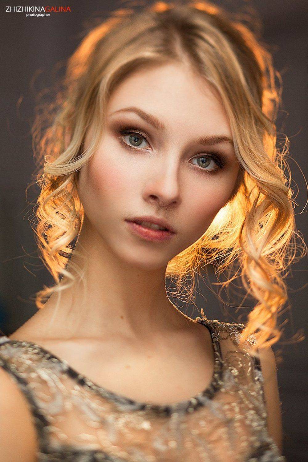 девушка, свет, тепло, золото, платье, лицо, портрет, жанр, искусство, креатив, модель, фотография, фотосессия, soul, photo, photography, portrait, nature,, Галина Жижикина
