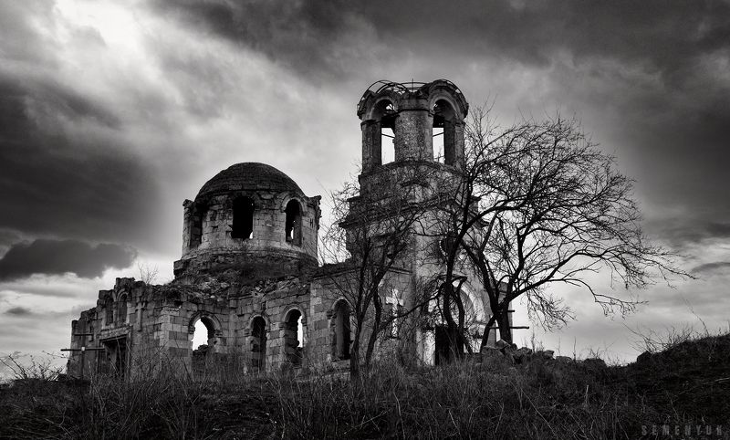 Тени трагедии. фото превью