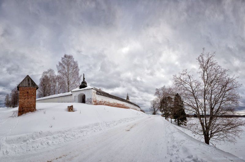 стены белые в белом снегу... фото превью