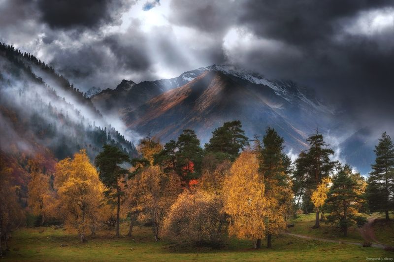 Кавказ осенний фото превью