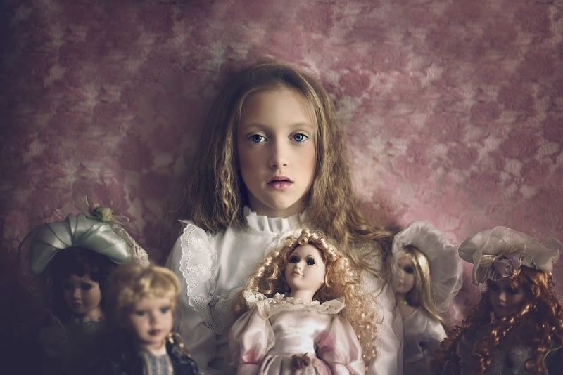 girls. portraits, child, natural light, conceptual, doll Dolls... фото превью