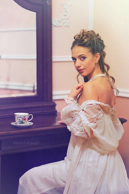 барышня фото превью