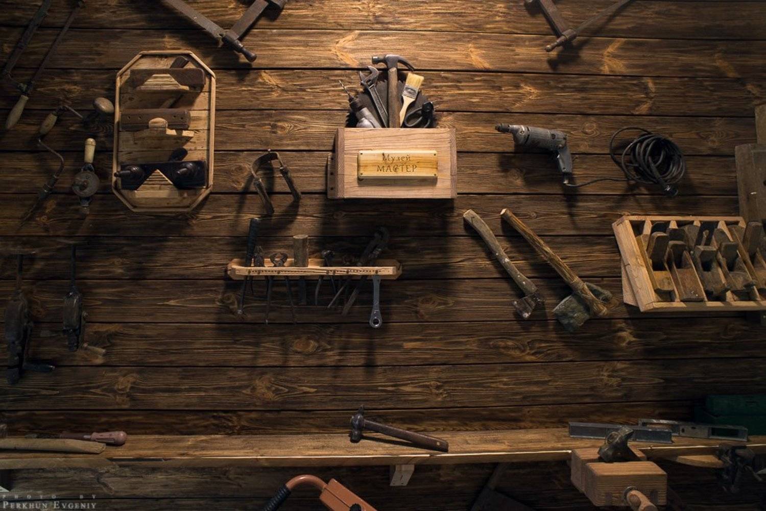 музей, мастер, темрюк, рубанок, пила, ключ, молоток, дрель, инструмент, Перхун Евгений