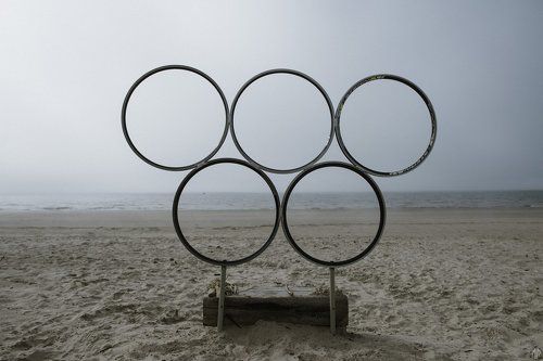 Кольца на пляже