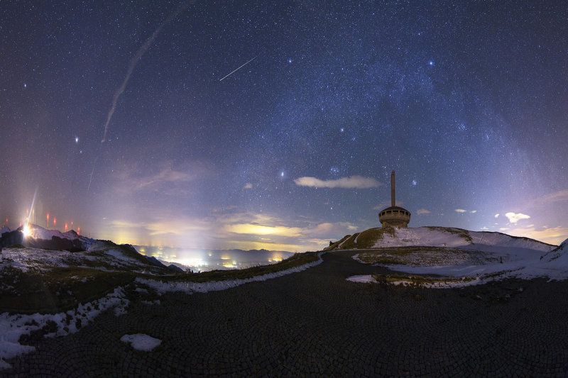 Bulgaria , Landscape , night , milkyway , incredible , stars , milky , peak , buzludzha , amazing , beautiful , sky , stars , Nikon , tokina  where the earth meets sky фото превью