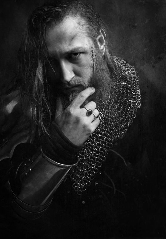 рыцарь, воин, борода, шрам, портрет, мужской портрет, кольчуга, доспехи, черно-белое  фото превью