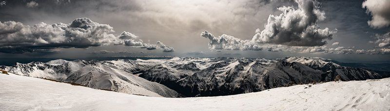 Панорама 8 кадров в полдень на южном склоне горы Мусала. фото превью