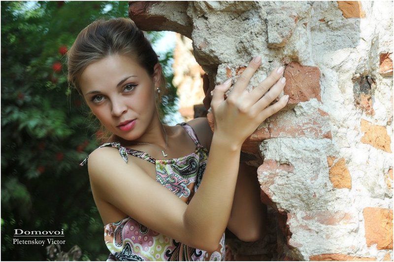 развалины, лето, девушка, лана Лана... фото превью