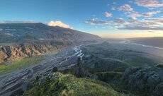 ТИХОНЬКО КУРИТСЯ EYJAFJALLAJOKULL...2