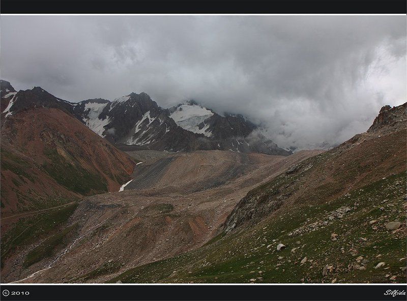 горы, скалы, река, озеро, морена Урочище Туюк Су. фото превью