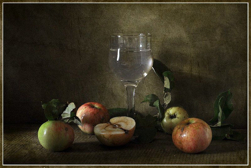 Яблочный натюрмот фото превью
