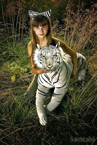 Маша с тигром