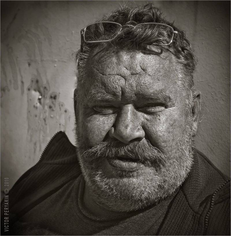 , Виктор Перякин