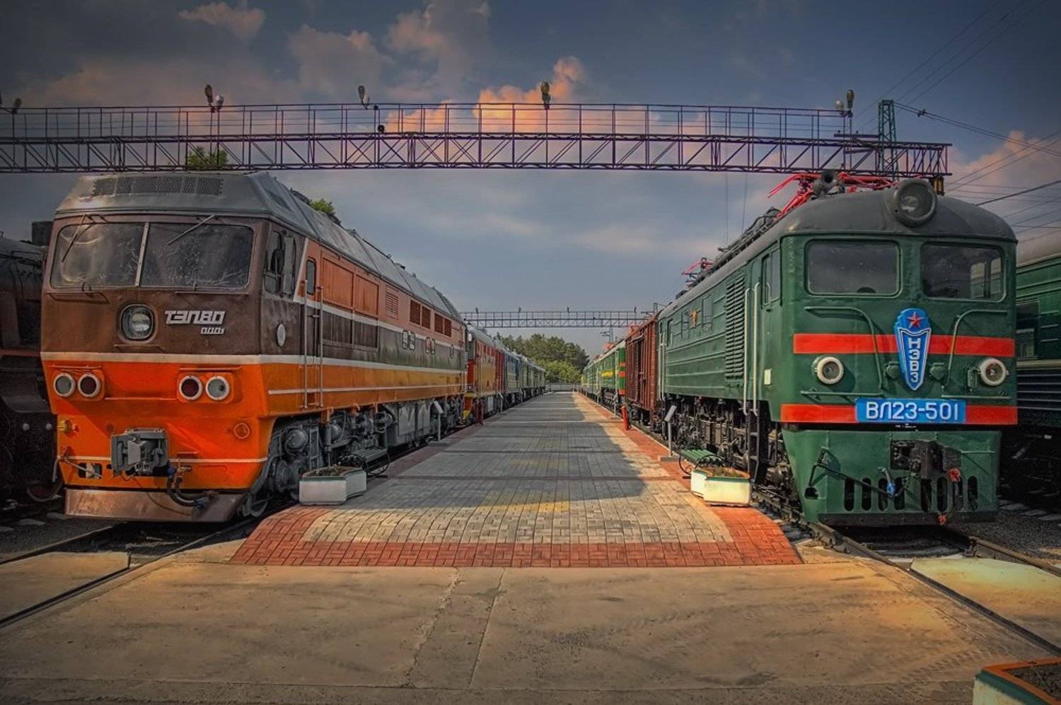 , Андрей Романов