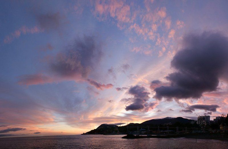 крым, алушта, закат Закат... фото превью