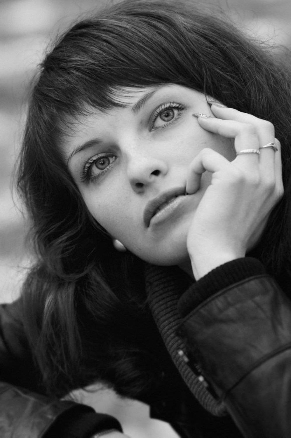 девушка, портрет, задумчивость, осень, глаза, b&w, Сергей