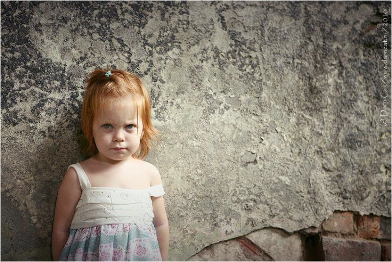 девочка, партизан, стена, кремень «Сказка о Военной тайне, или о Дивчише-Кибальчише и ее твёрдом слове» фото превью