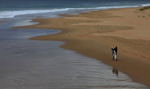 Волну он так и не поймал.
