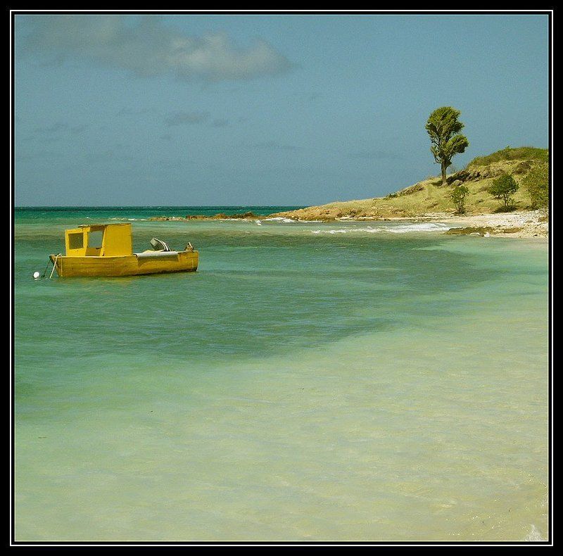 antigua and barbuda,west indies,central america the small yellow boat фото превью