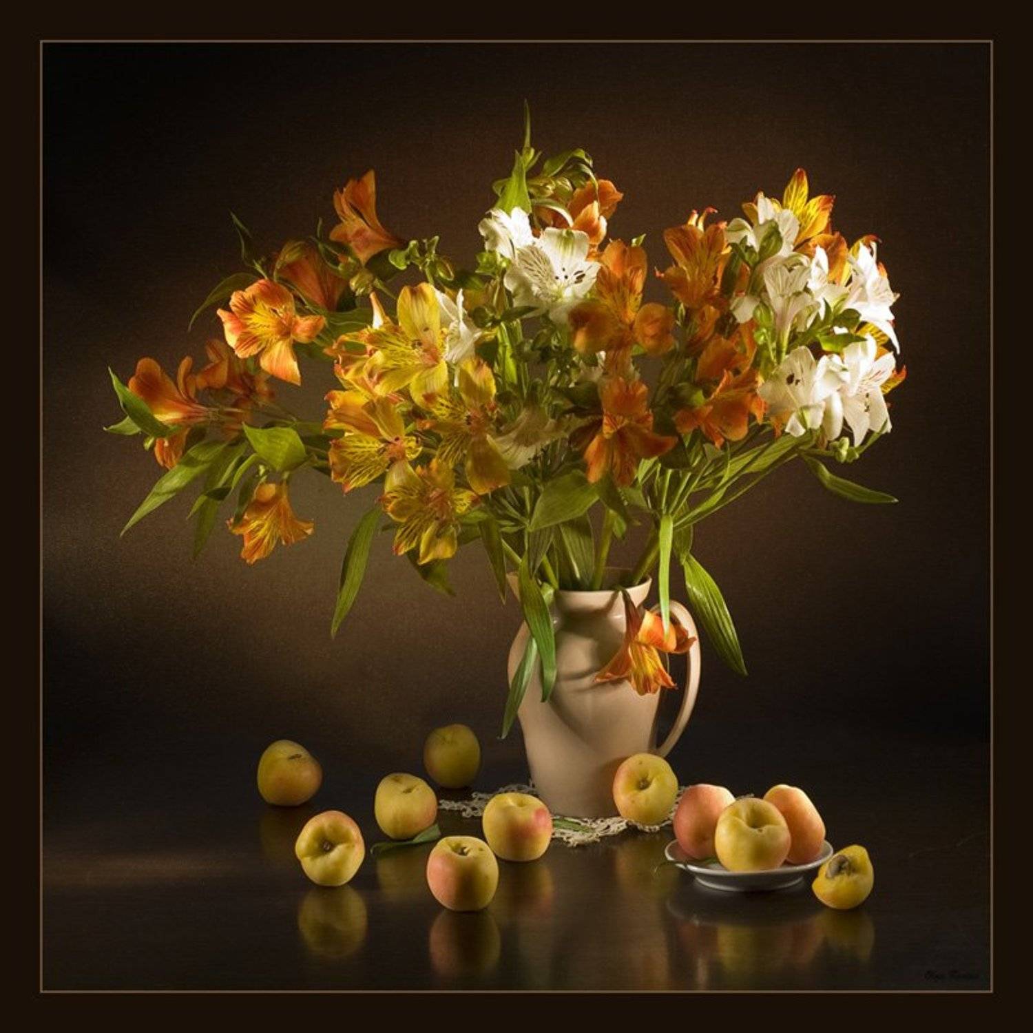 абрикосы, альстромерия, букет, композиция, натюрморт, отражение, световая кисть, световое перо, цветы, OLga