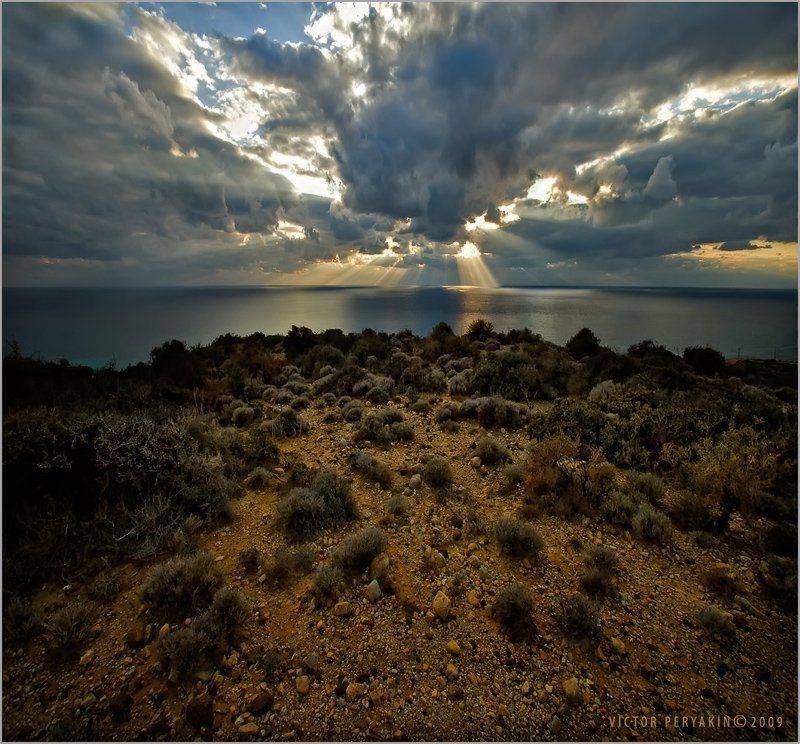 , Виктор Перякин