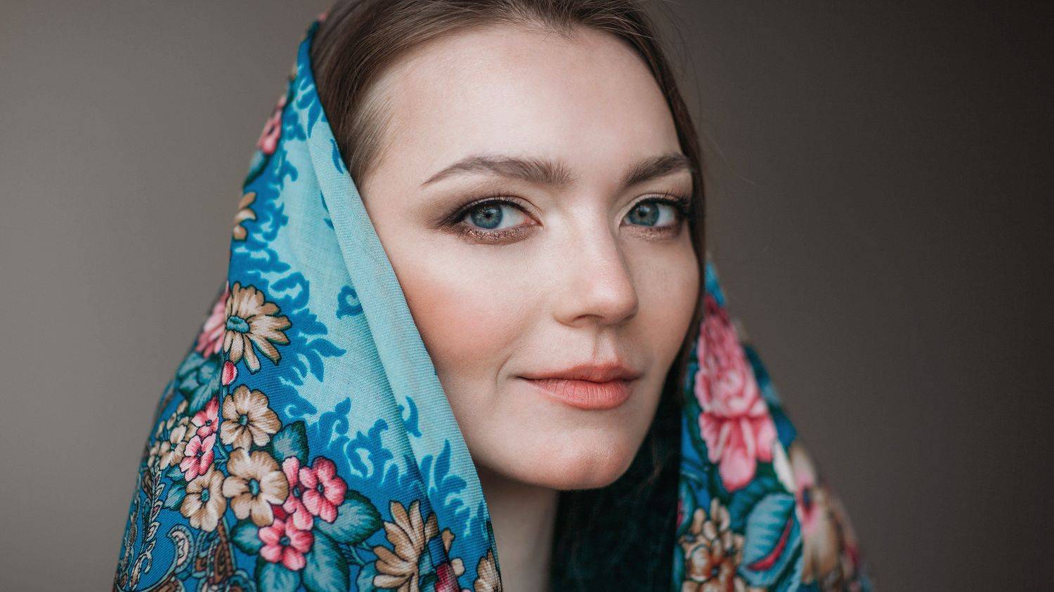 portrait, girl, people, beautiful, natural light, Colour, Minsk, Malvos Антон