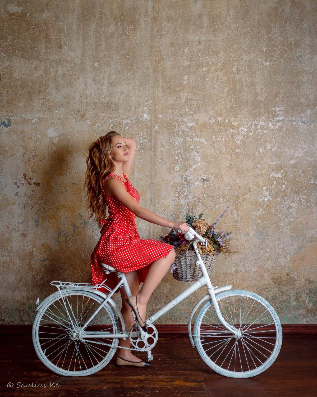 girl, female, pretty, portrait, flowers, Saulius Ke