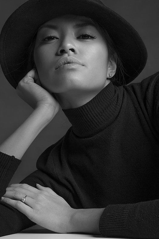 face art eyes lips hat model Аня фото превью