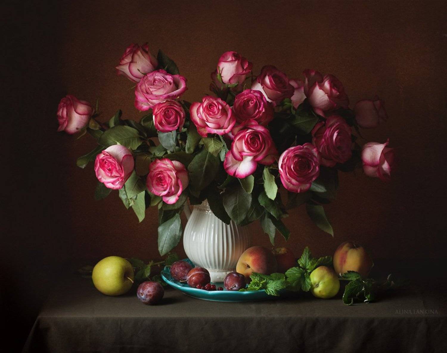 натюрморт, розы, букет, цветы, фрукты, лето, Алина Ланкина