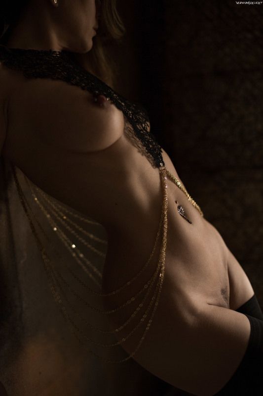 woman#sensual#portrait#mood#intensive#colours#softness#glamour#mystic#beautiful#face#intensive#cut#secretely# *Heat between my legs* фото превью