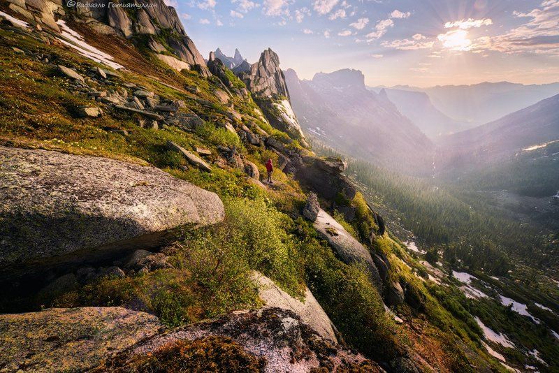 западные саяны, красноярский край, национальный парк ергаки, тайгиш, перевал, горы. \