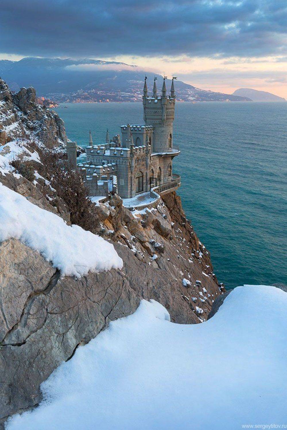 крым, ялта, море, пляж, волна, ласточкино гнездо, зима, снег, мороз, циклон, крымские пейзажи, фотограф ялта, фотограф крым, Serge Titov