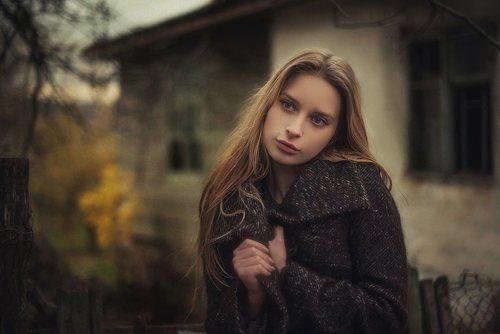 Скрипнула калитка.