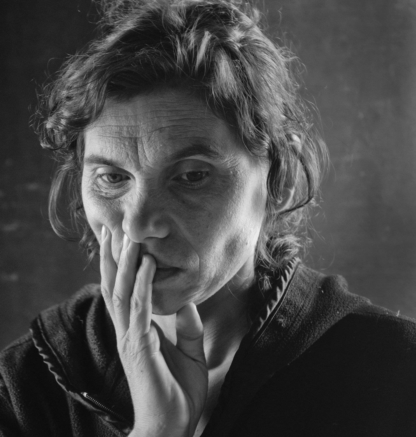 портрет, лицо, человек, женщина, взгляд, глаза, жест, Сергей Козлов