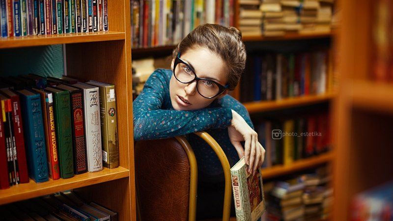 Librarian фото превью