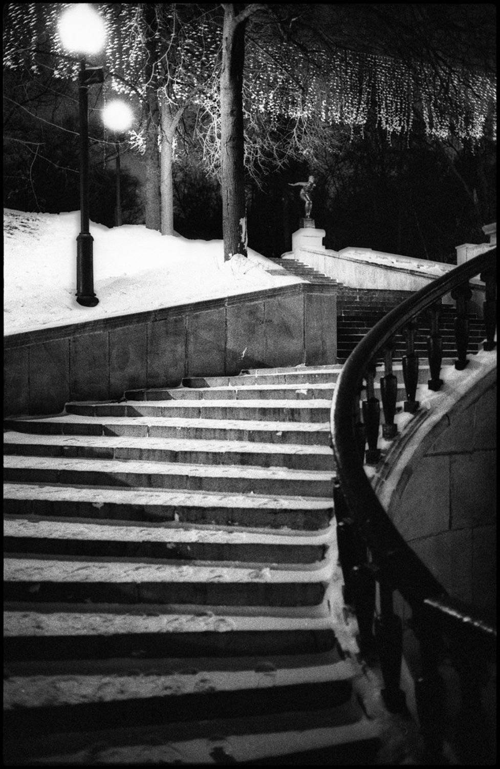 life, Юрий Нездойминога