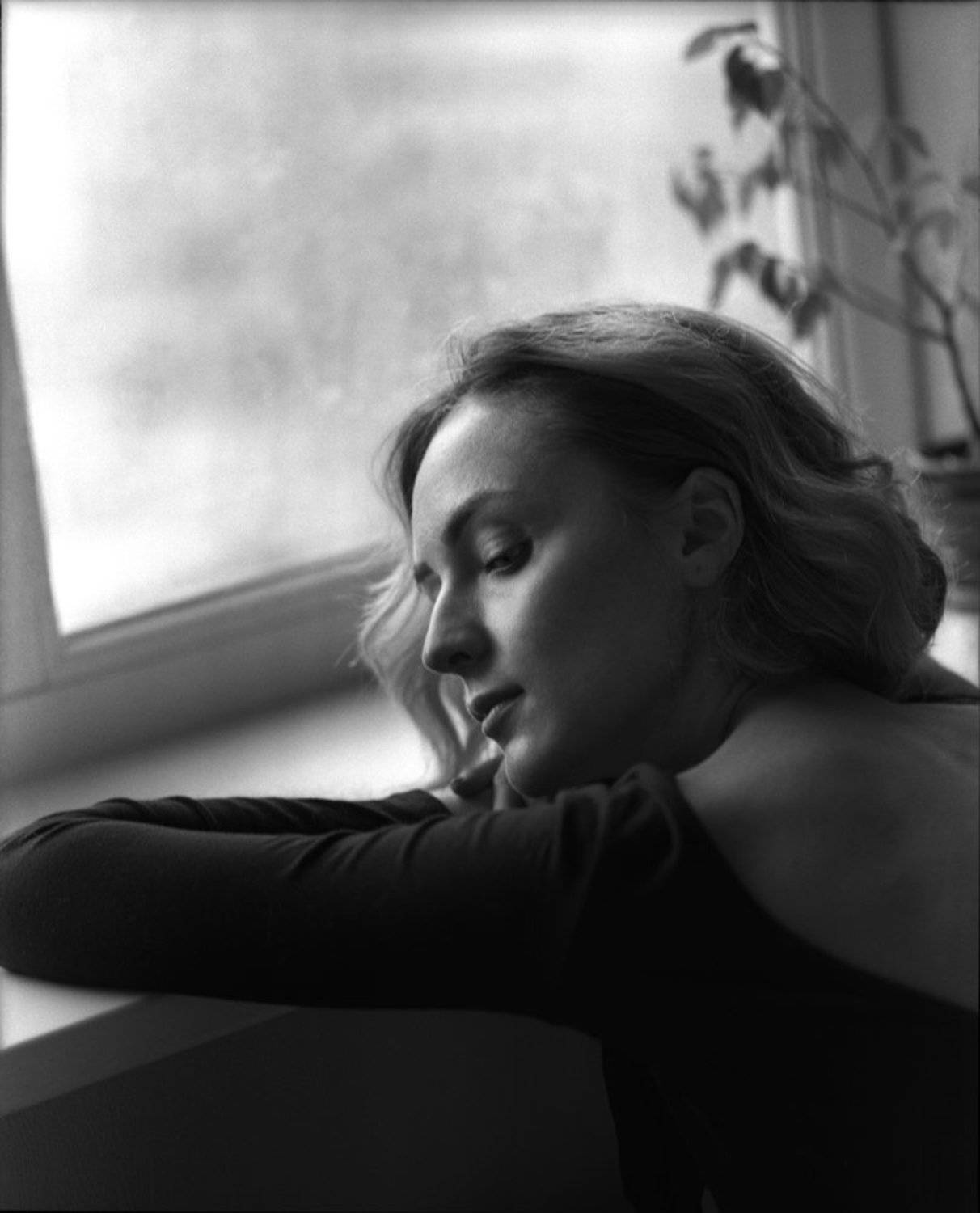 окно, свет, портрет, чб, пленка, 6x7, Владимир Тихорский