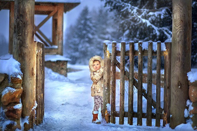 зимняя прогулка, зимняя сказка, в зимнем лесу, семейнаяя фотосессия, зимняя семейная фотосесиия, детский фотограф, детский и семейный фотограф в минске, семейный фотограф  фото превью
