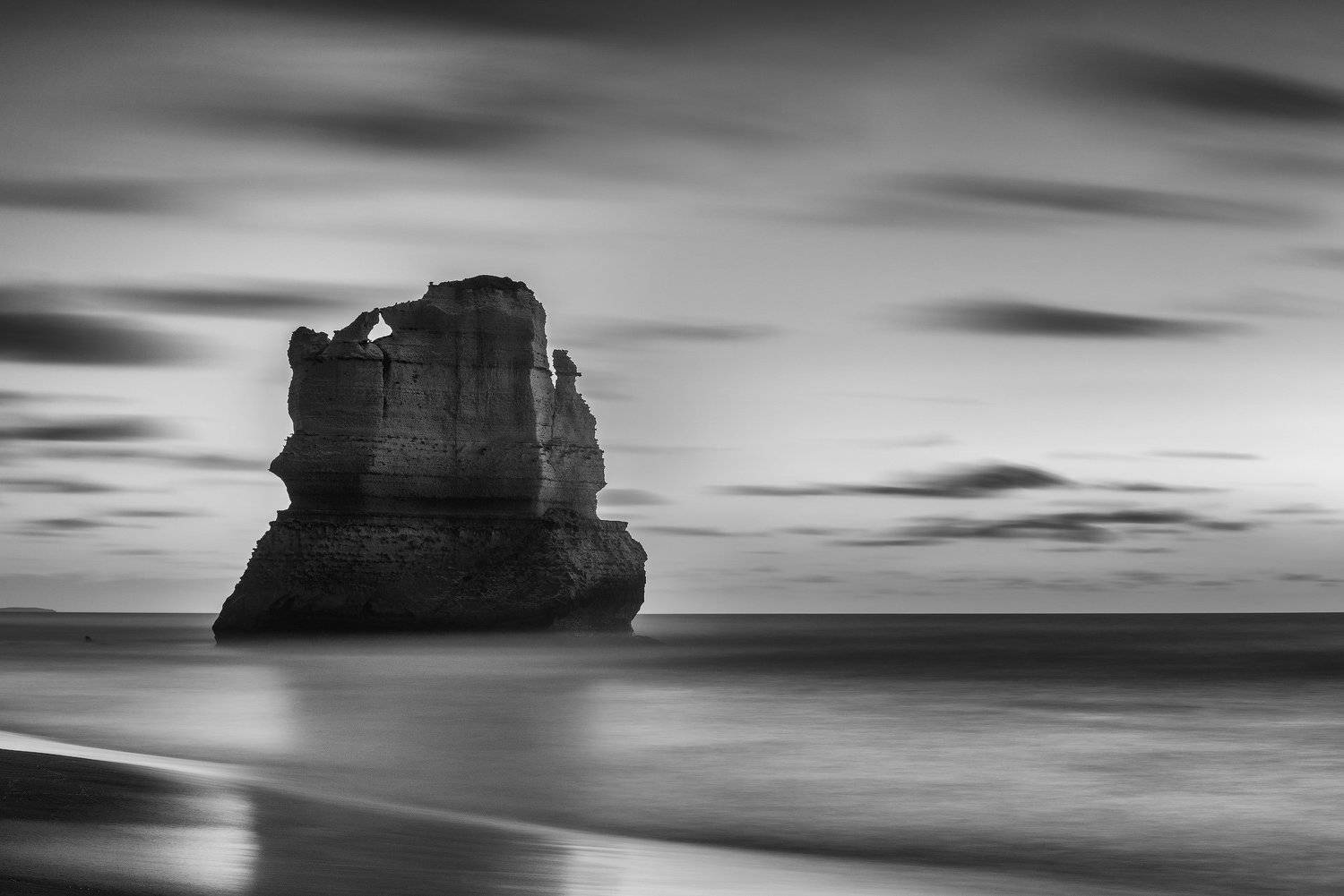 australia, Alex Novikov