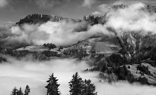 над облаками